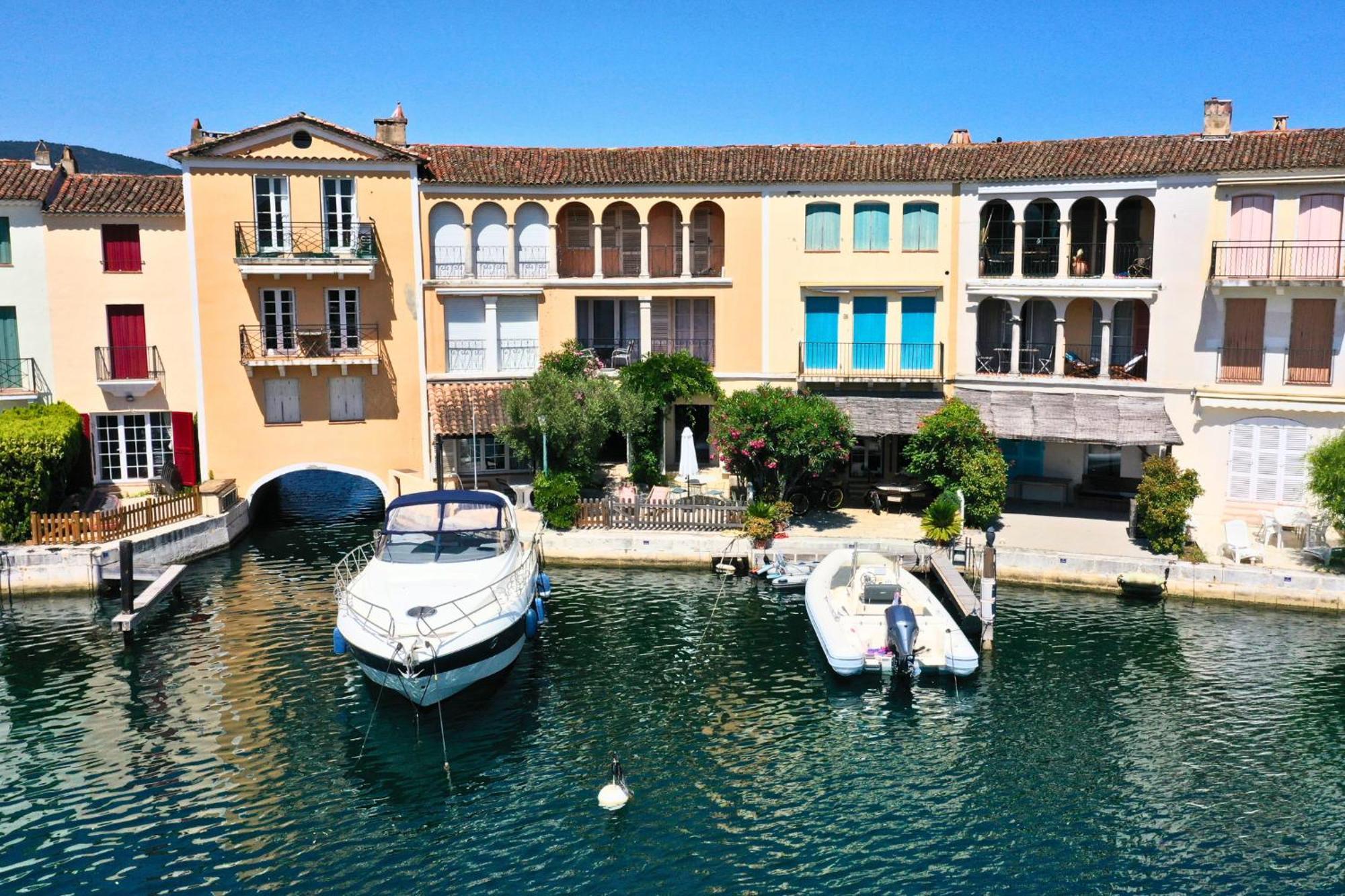 Appartement Amour Terrasse Sur L'Eau Гримо Экстерьер фото