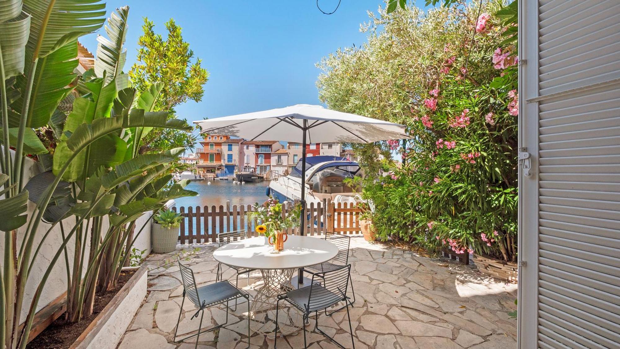 Appartement Amour Terrasse Sur L'Eau Гримо Экстерьер фото
